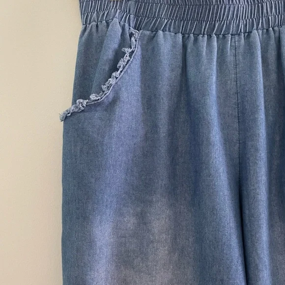 Blue Wide-Leg Women Chambray Cotton Light Weight Cropped Pants - Picture 2 of 10